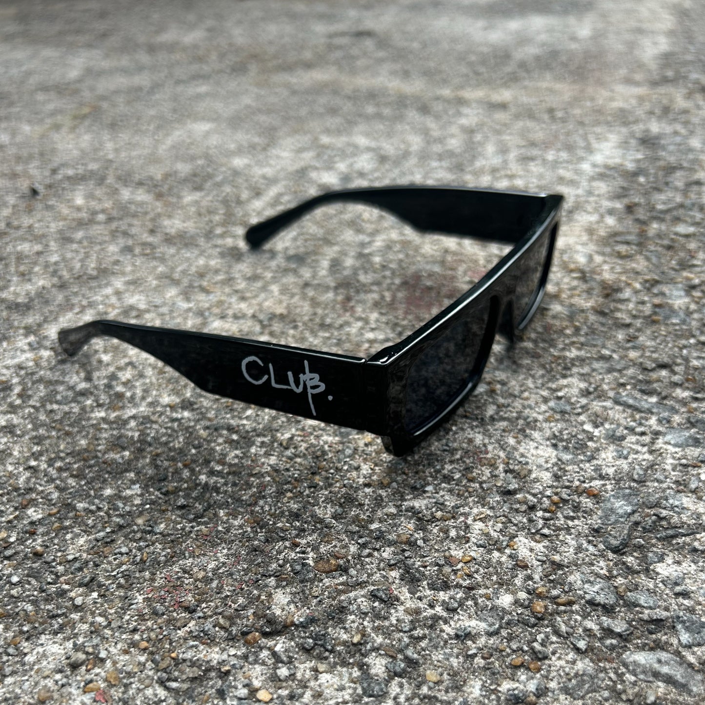 “CLUB-01” RECTANGLE SHADES